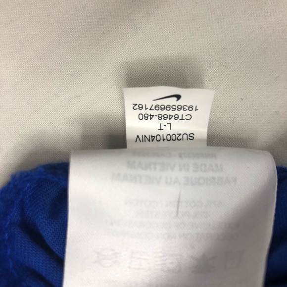 NWOT Men’s Nike Shirt - Picture 5 of 7